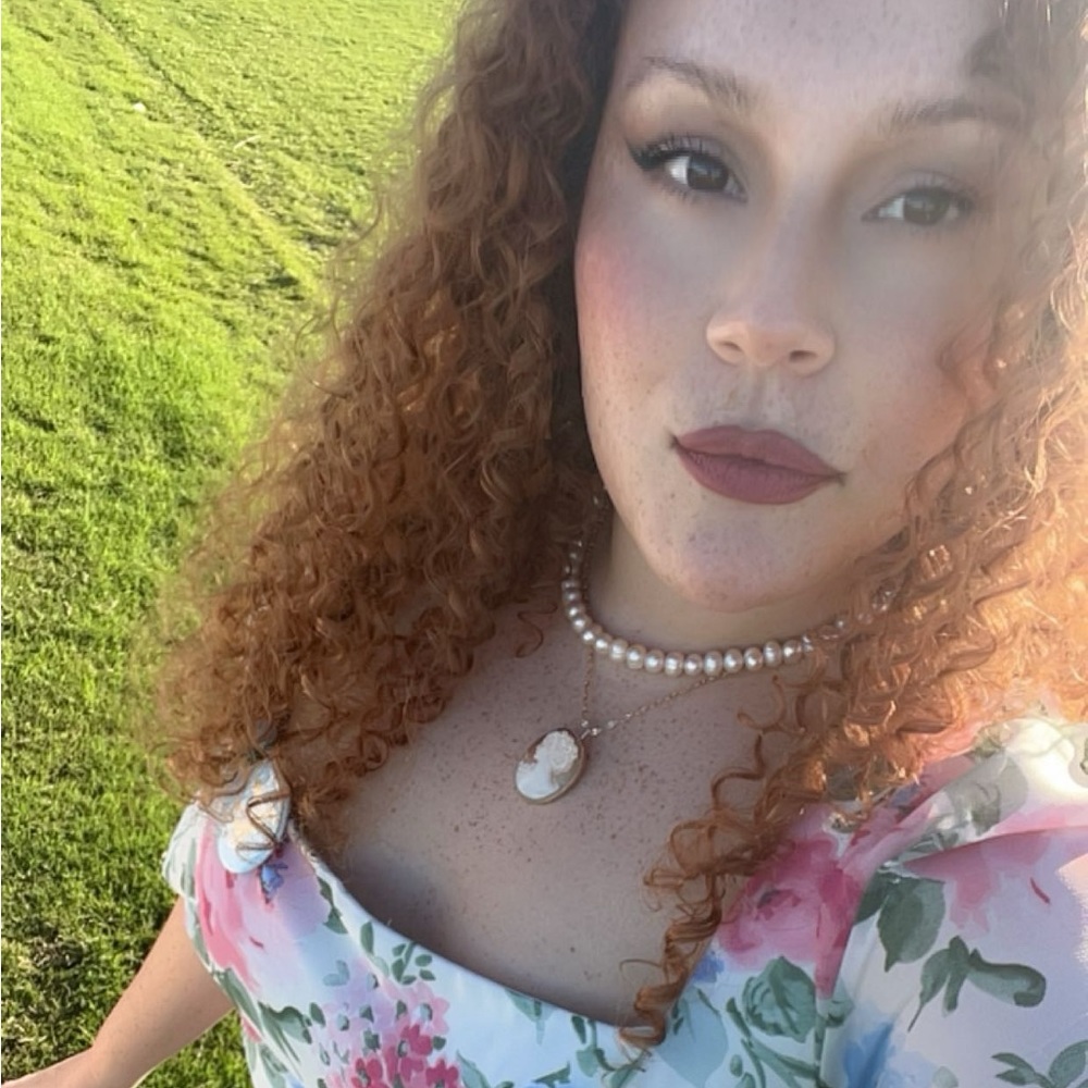 Meet your Posher, Josie